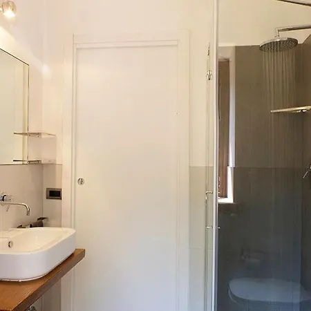 Fuer 6 Personen Und 2 In San Venanzo, Ubrien Provinz Terni Hébergement de vacances