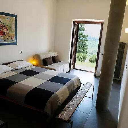 Hébergement de vacances Fuer 6 Personen Und 2 In San Venanzo, Ubrien Provinz Terni